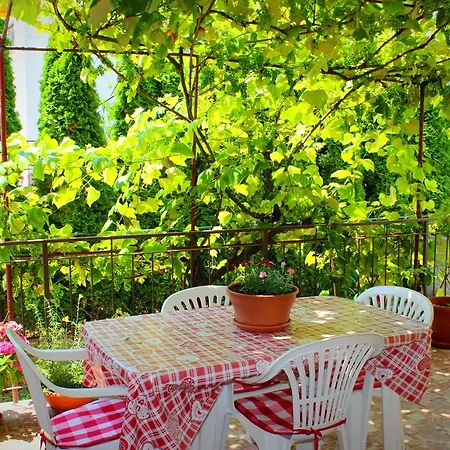Apartment Girasole *