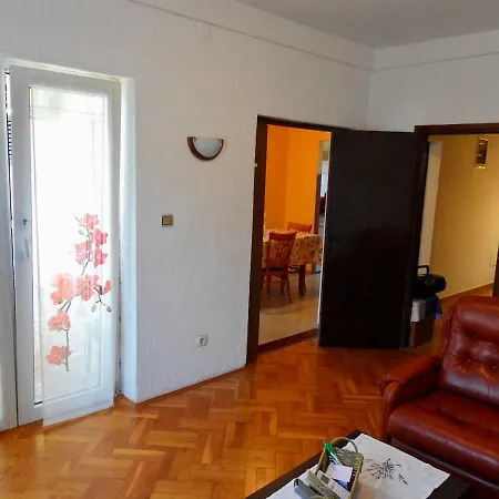 Girasole Apartment *